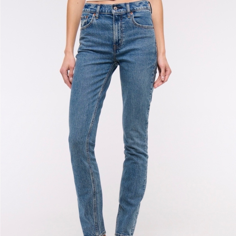 NWT Abercrombie & Fitch Women’s High Rise Jeans 27 Short